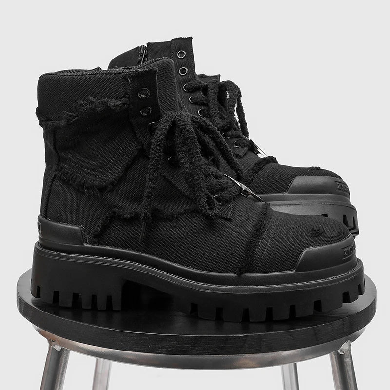 Four Cornered Star Pin Black Thick Soled Boots