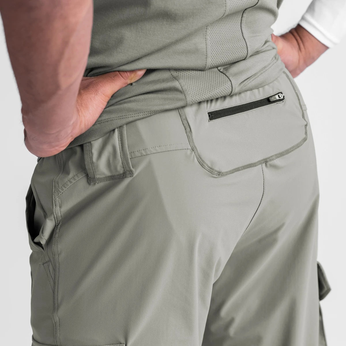 Elastic Solid Thin Quick-Dry Cargo Pants
