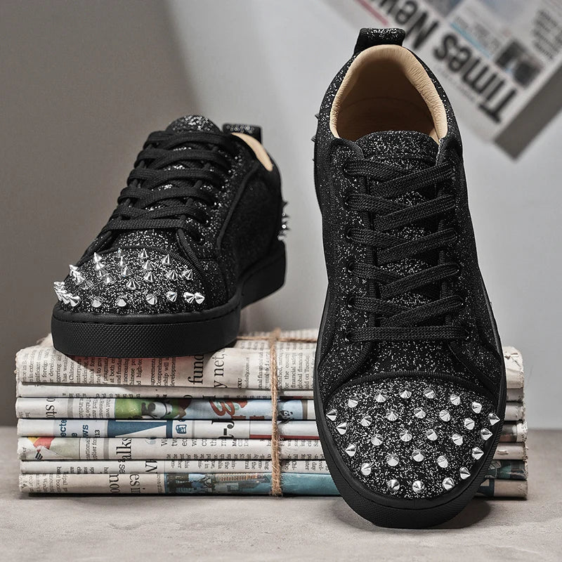 Printed Pattern Rivet Decor Men's Sneakers