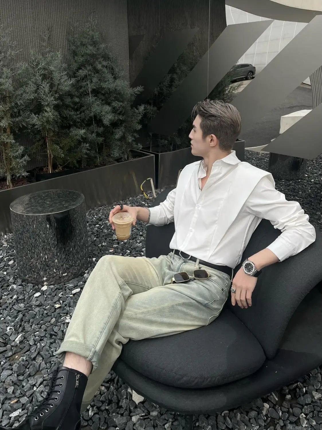 Solid Sharp-Shoulder Loose Shirt