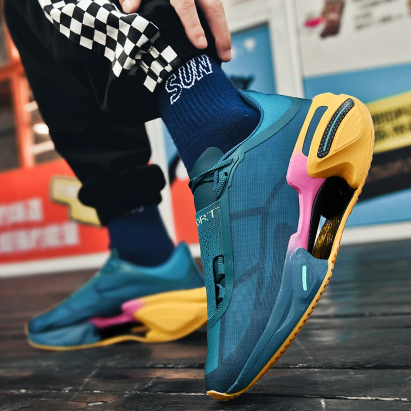 Breathable Lightweight Comfortable Sport Sneakers