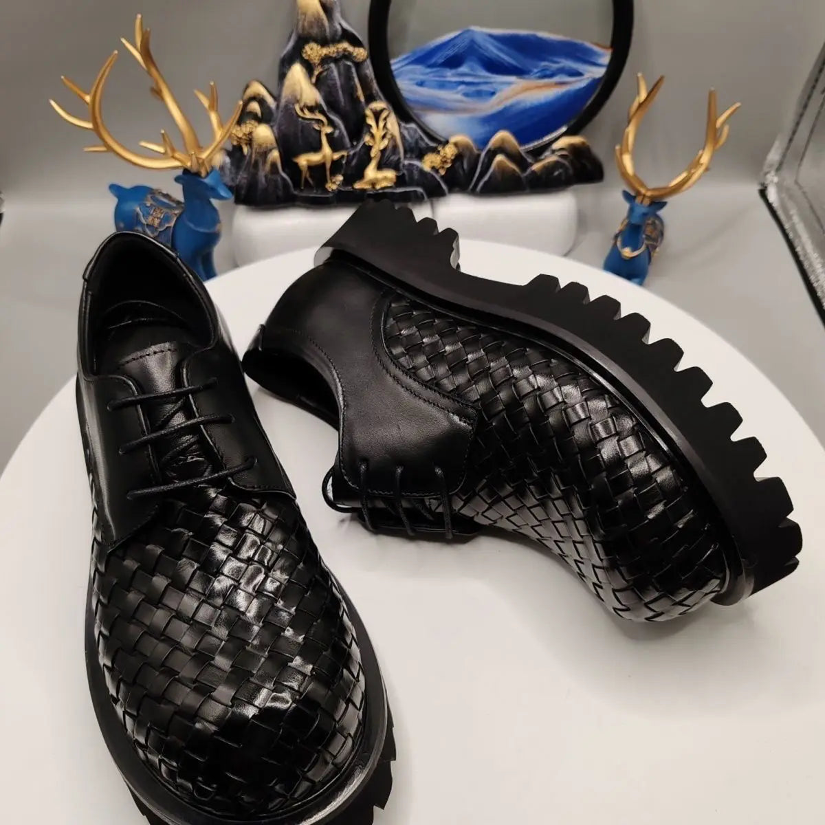 Round Toe Woven Upper Black Shoes