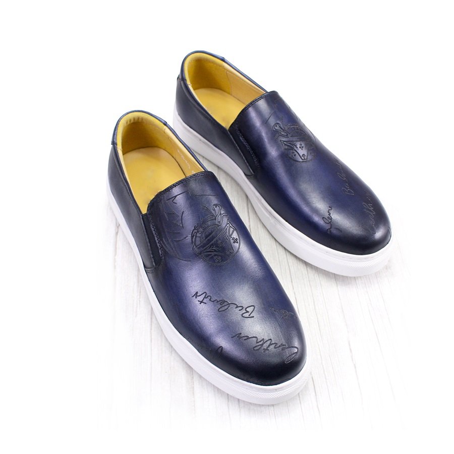 Engraving Genuine Leather Men's Loafers