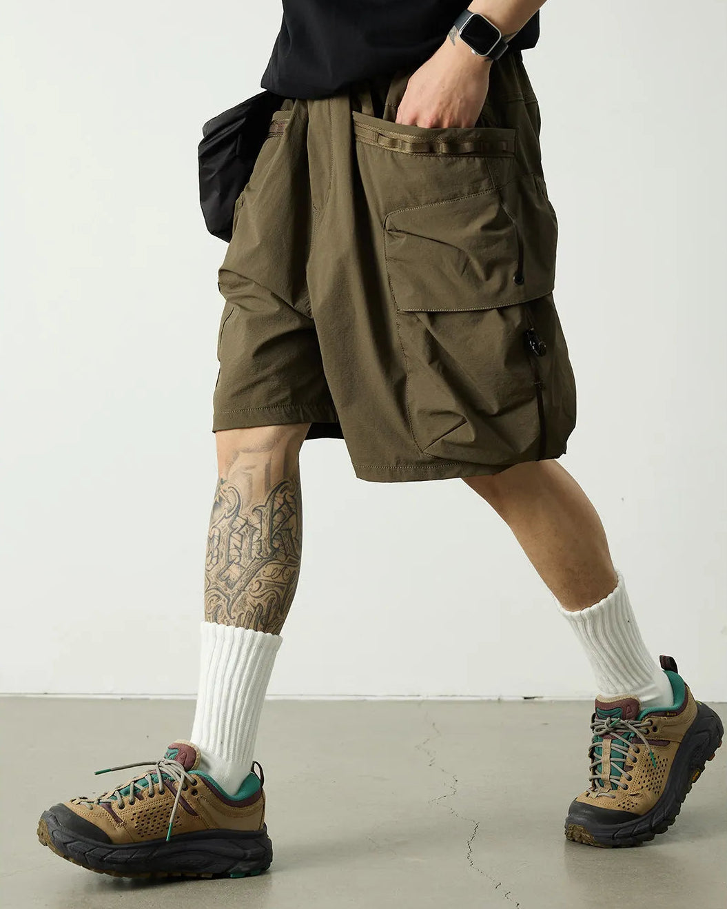 Loose Fit Multi Pocket Lightweight Shorts