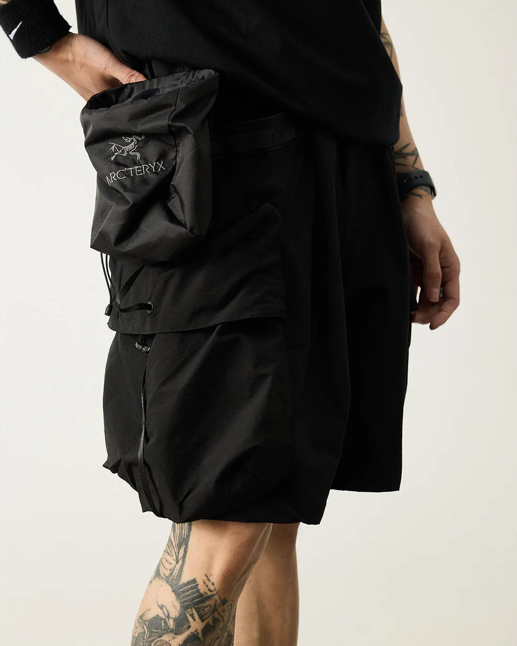 Loose Fit Multi Pocket Lightweight Shorts