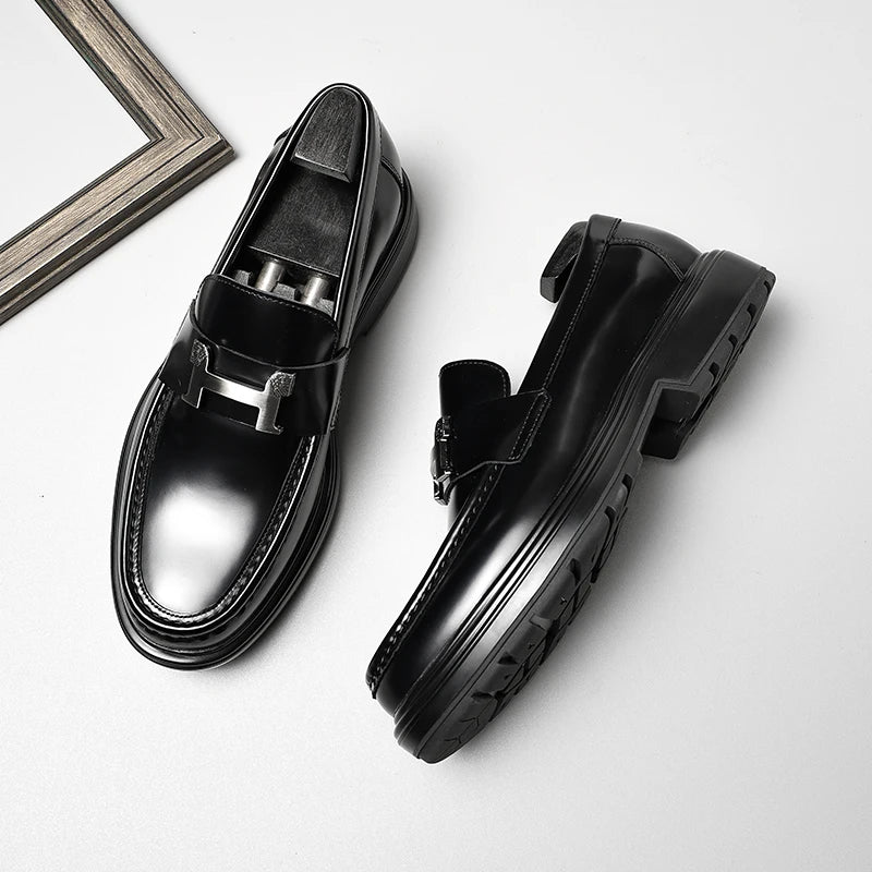 H-Horse Head Appliques Loafers