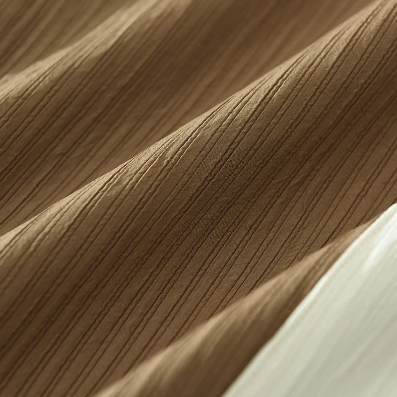 Solid Contrast Small Pleated Loose Shirt