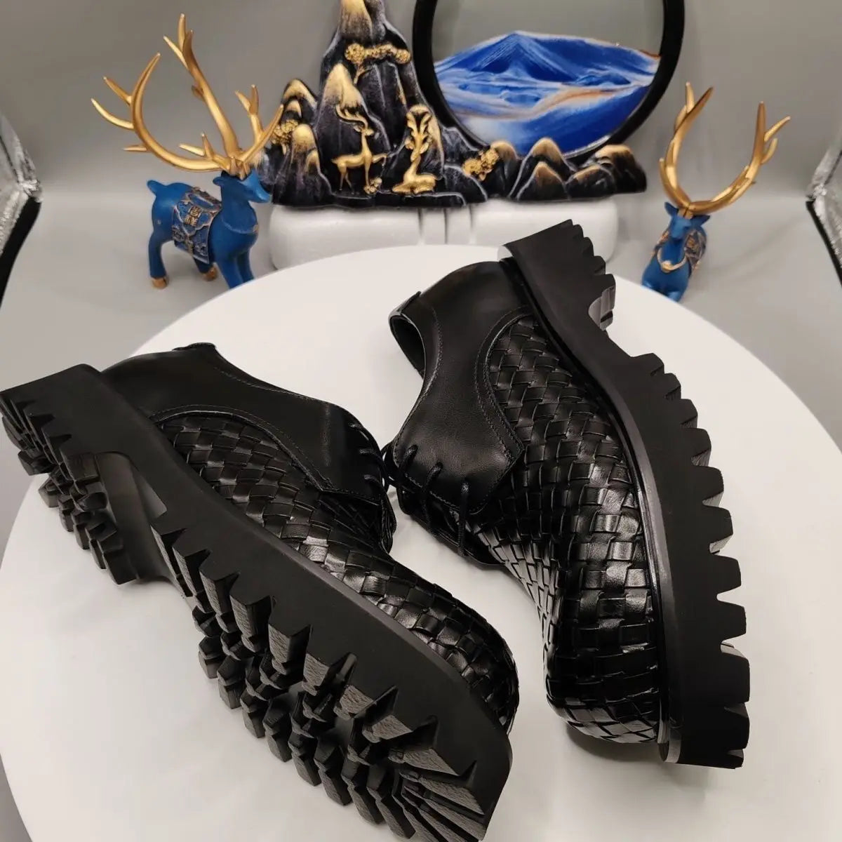 Round Toe Woven Upper Black Shoes