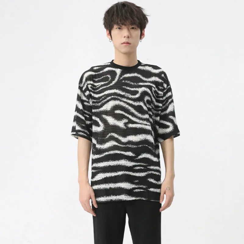 Wavy Streak Pattern Half Sleeve T-Shirt