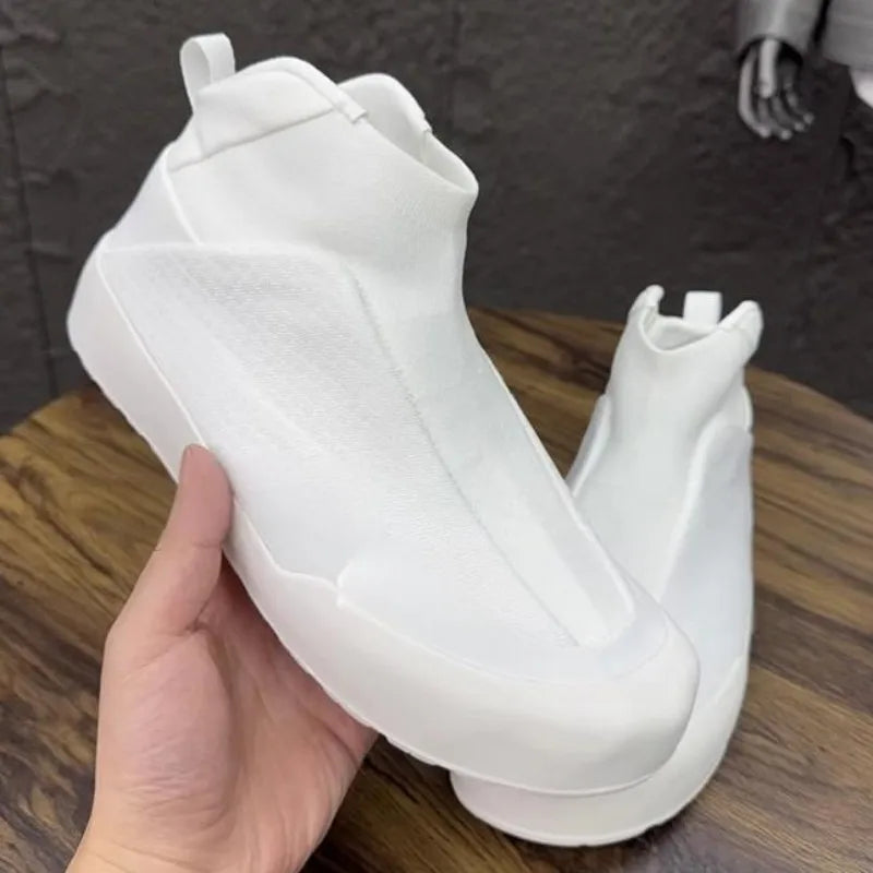 Round Toe Solid Slip-On Sneakers