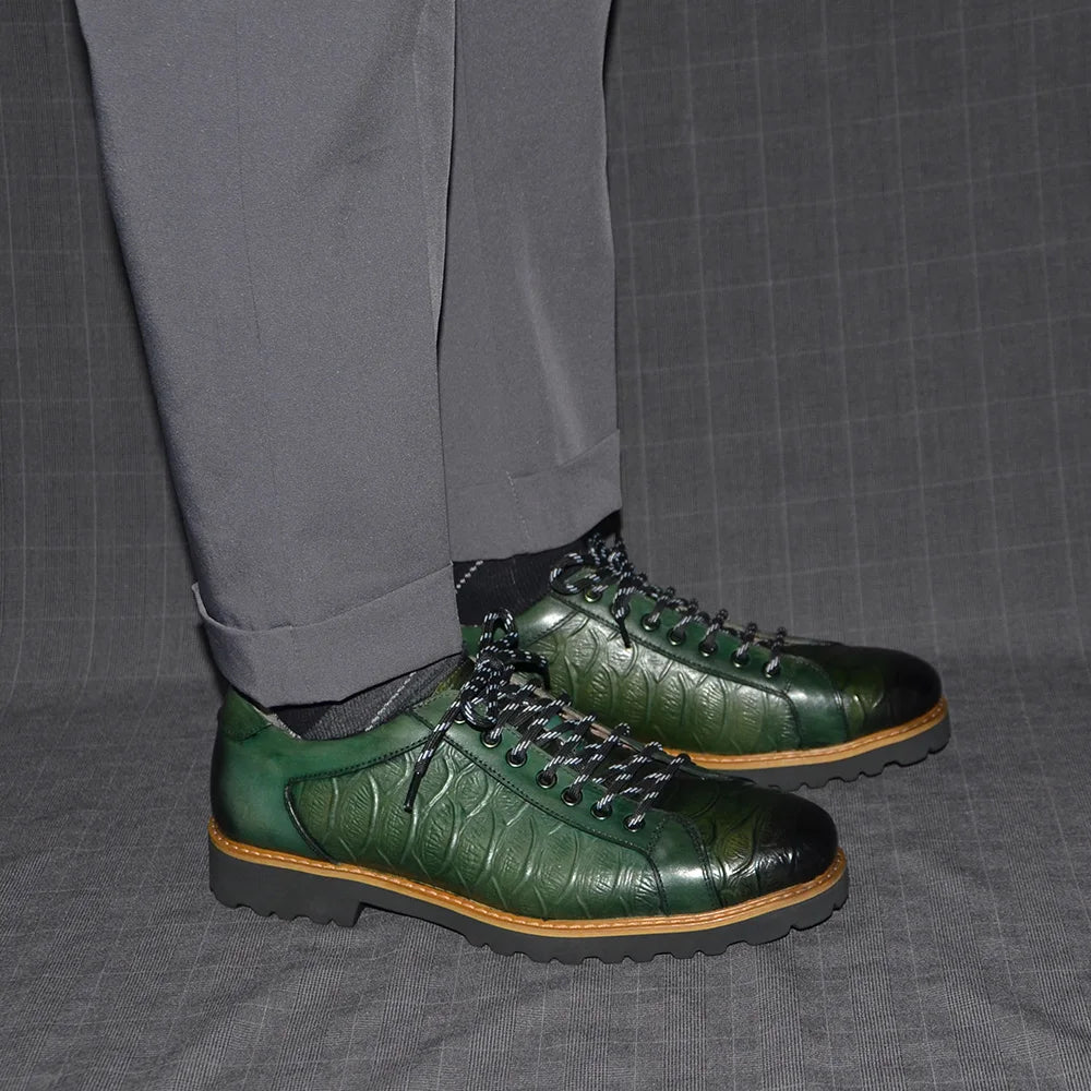 Crocodile Pattern Lace-Up Leather Shoes