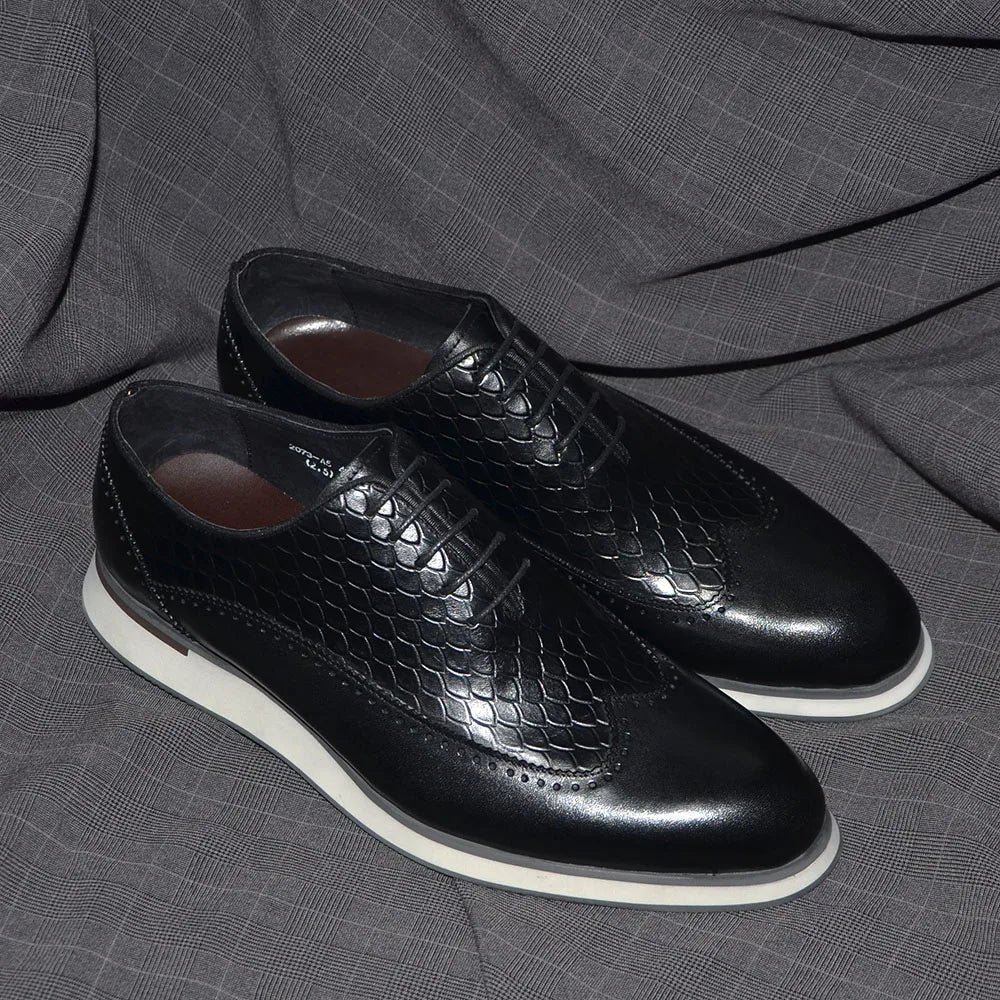 Chiseled Pattern Oxford Shoes