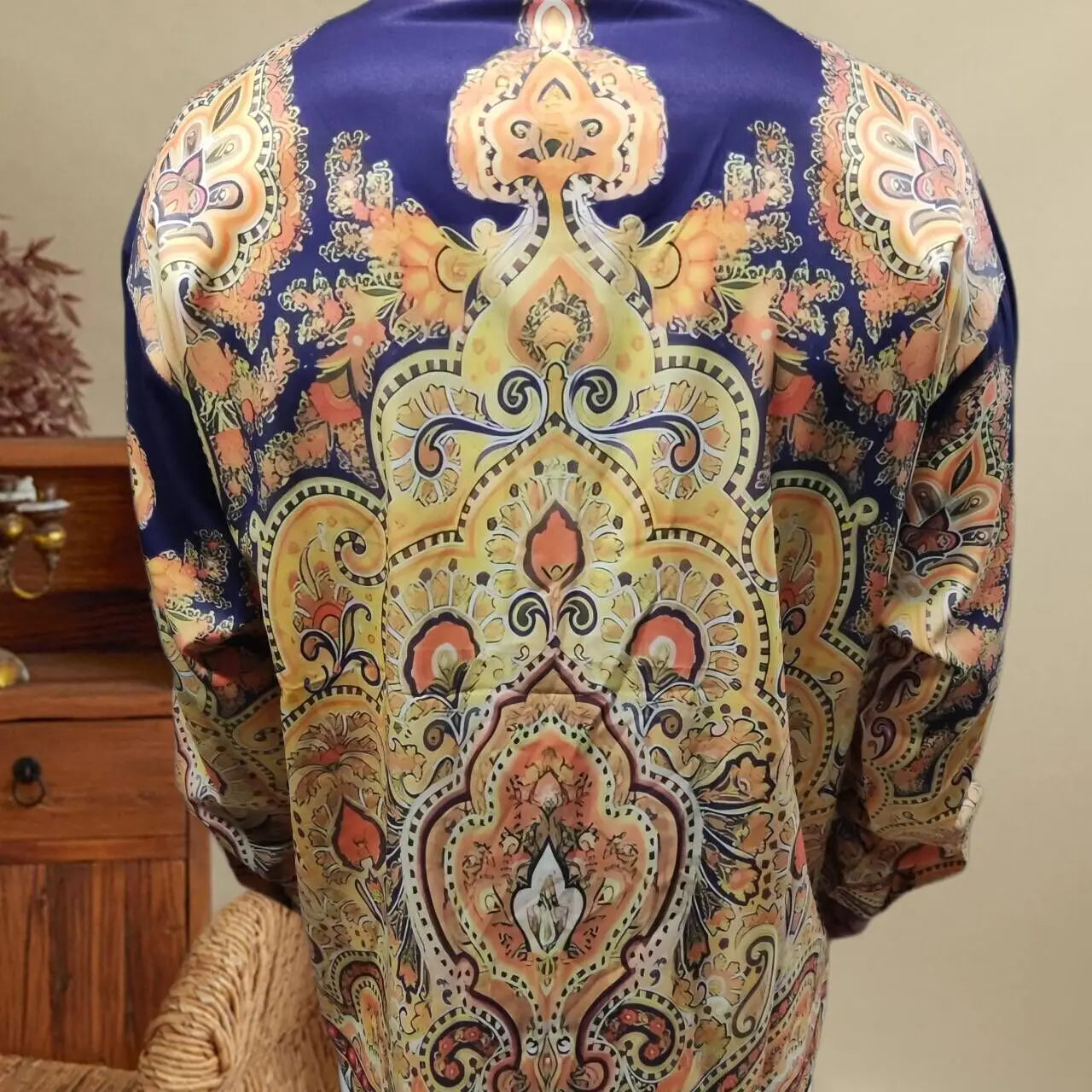 Blue Geometric Contrast Color Shirt