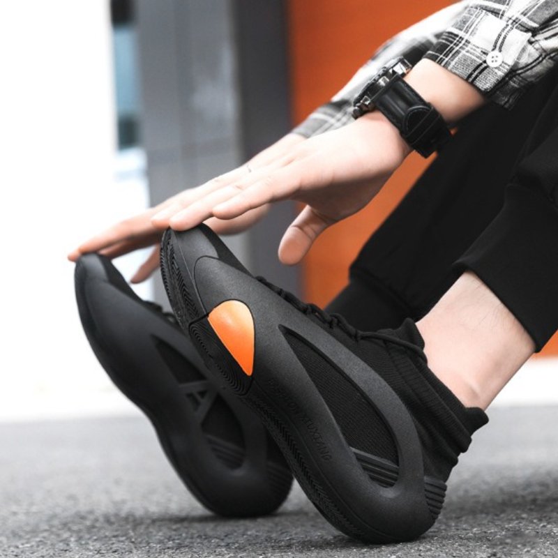 Breathable Slip-On Flat Bottomed Sneakers