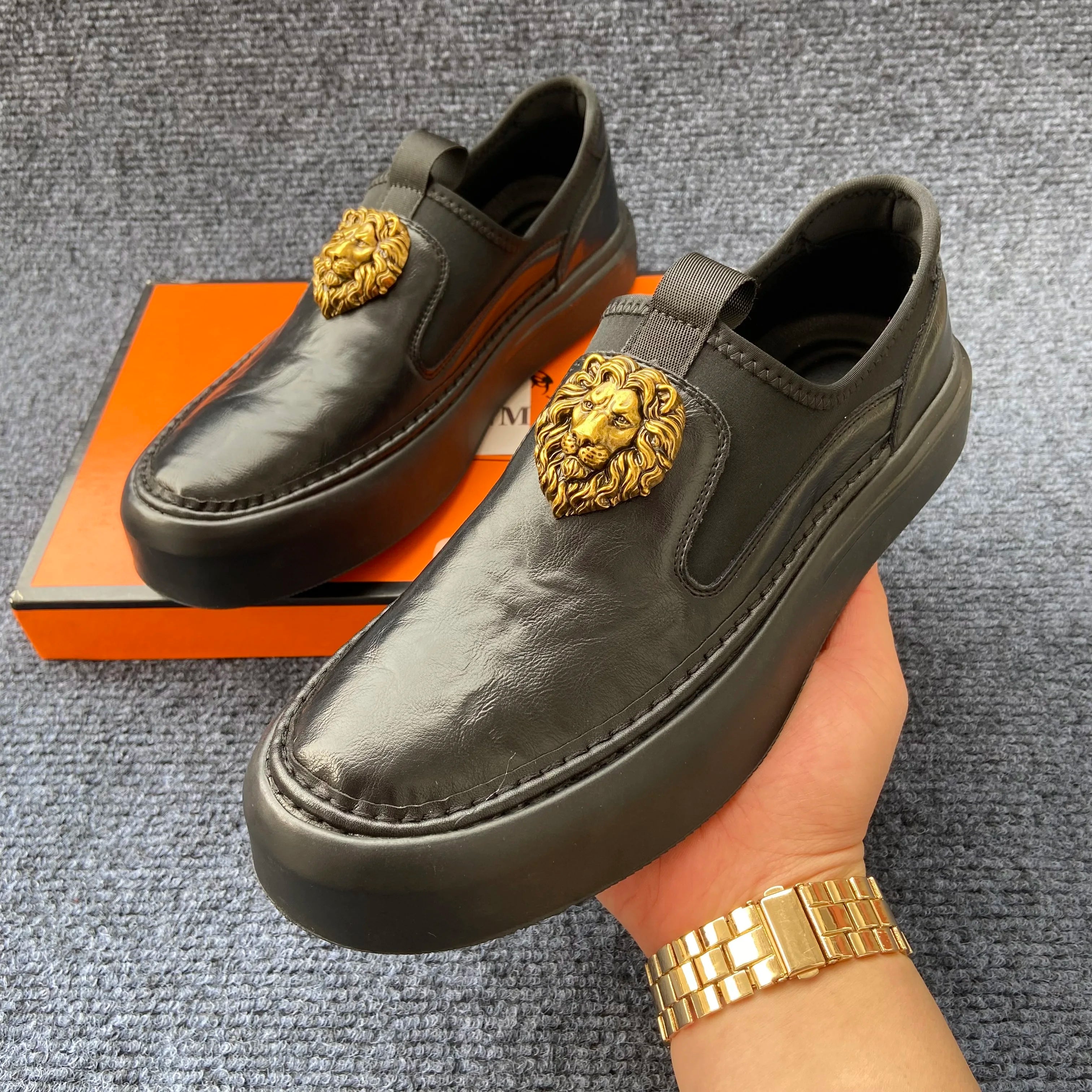 Lion Head Appliques Leather Slip-On Sneakers