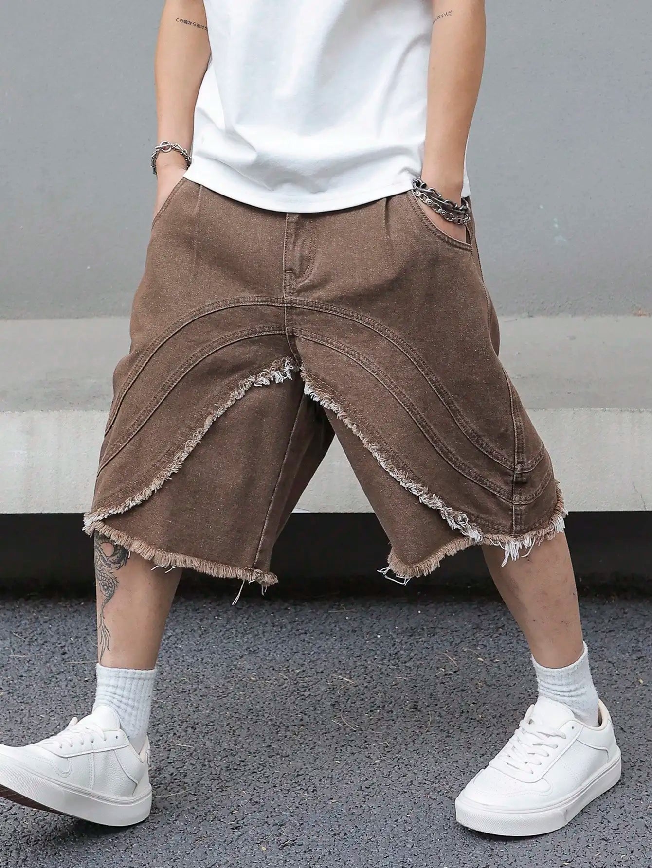 Fringe Design Brown Denim Shorts