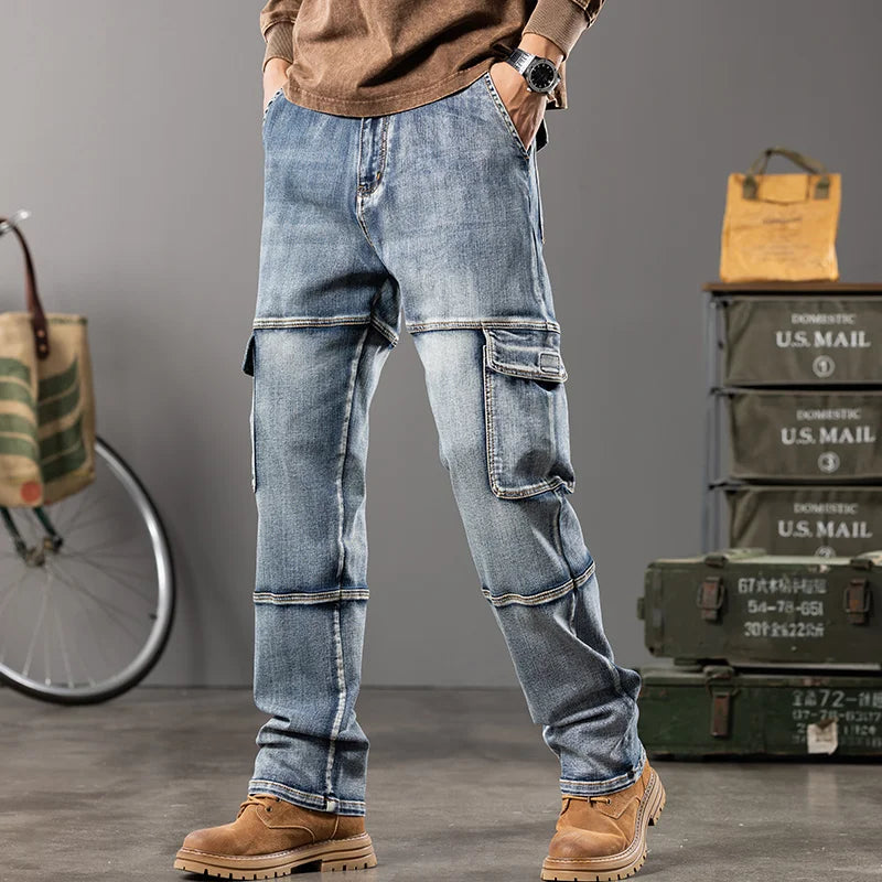 Multi-Pocket Patch Line Straight Jeans