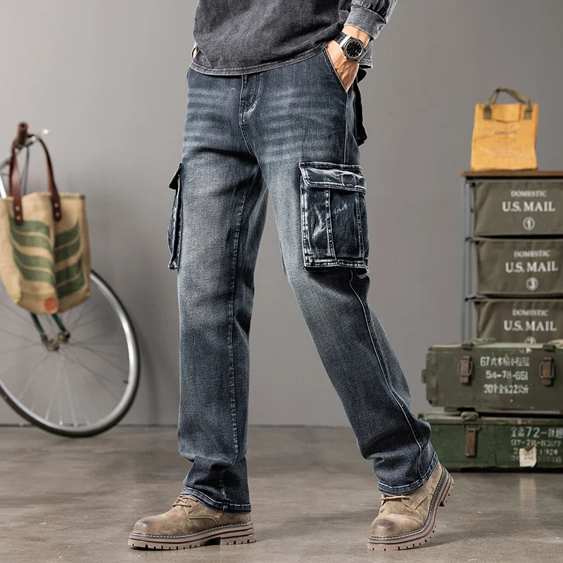Multi-Pocket Patch Line Straight Jeans