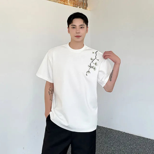 Solid O-Neck Tree Branch Decor T-Shirt