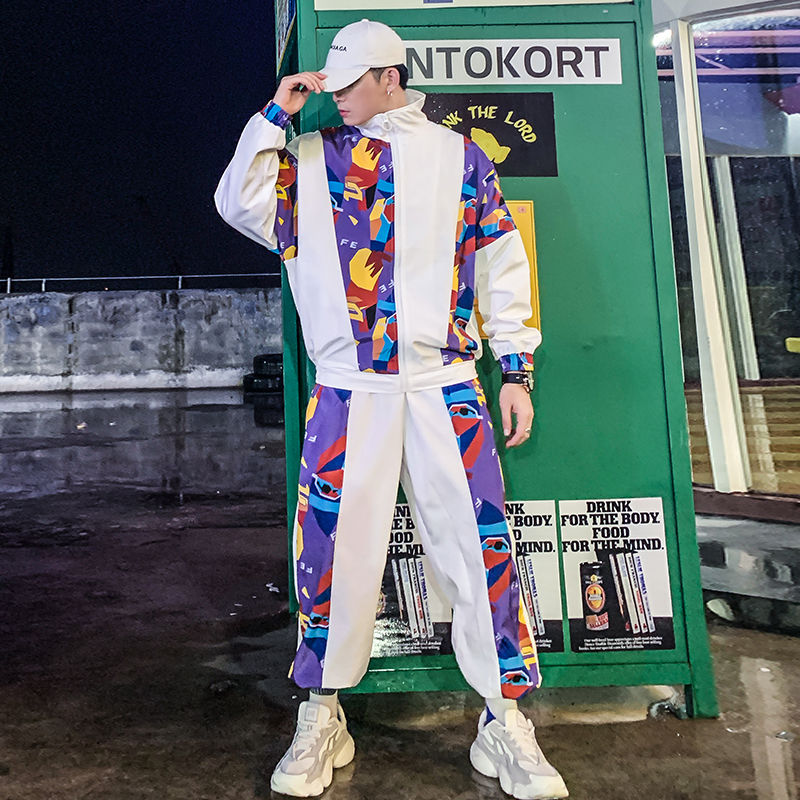 Conjunto de chándal de cuello alto con estampado vintage para hombre