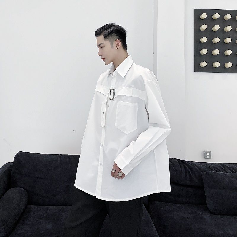 Chemises surdimensionnées unies à boucle de poitrine