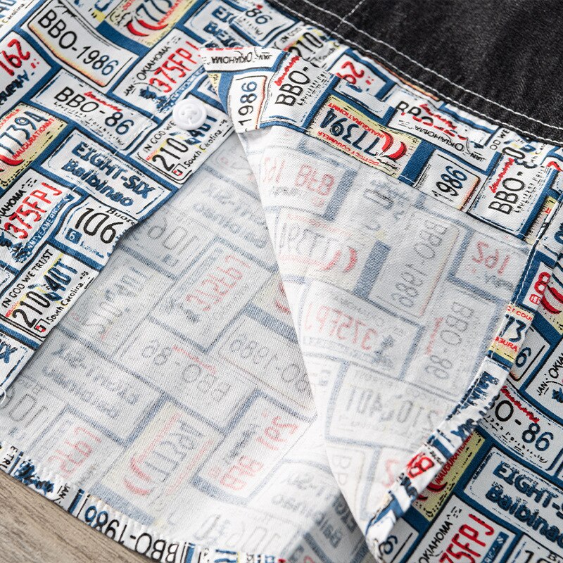 Camisa vaquera de patchwork con números de placas divertidas