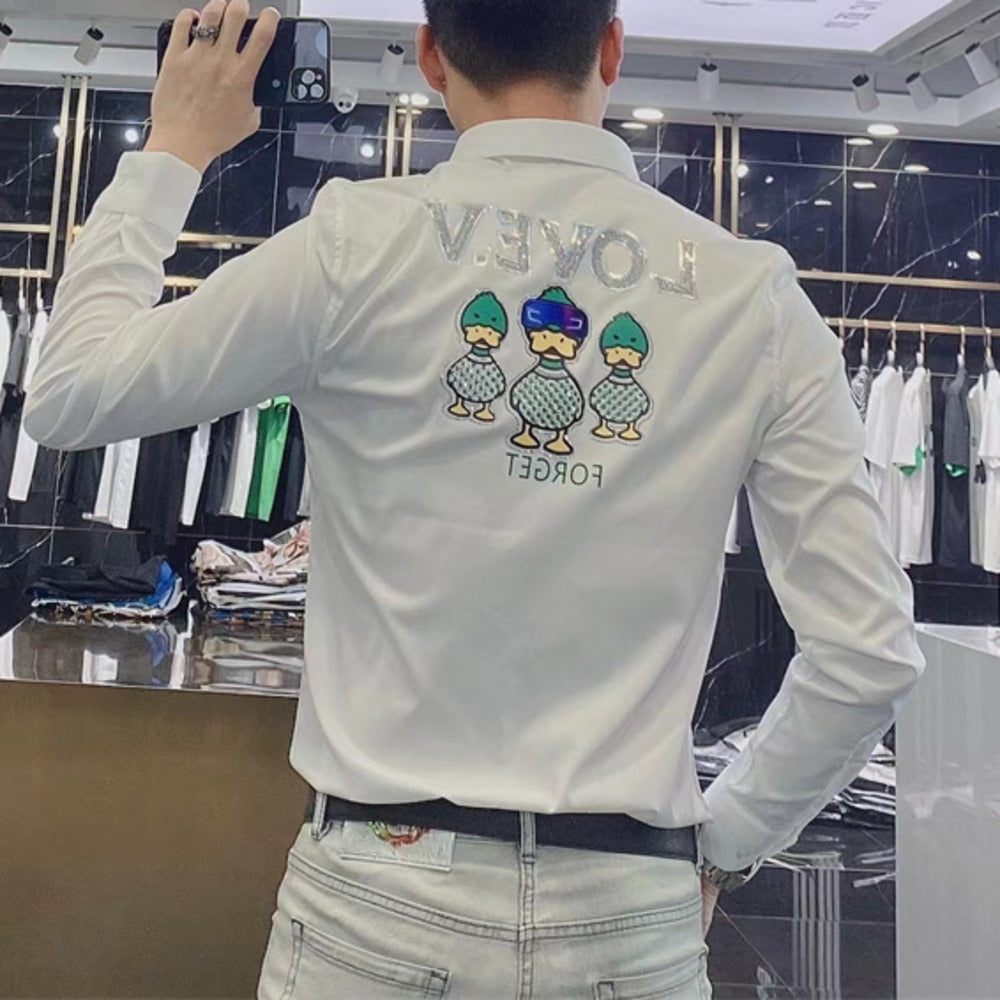 Camisa con estampado de pato y diamantes de imitación