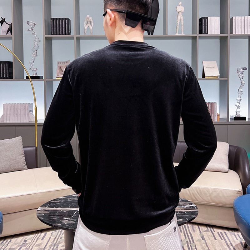 Camiseta de terciopelo suave con diamantes de imitación de tigre