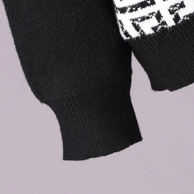 Geometric Black & White O-Neck Sweater