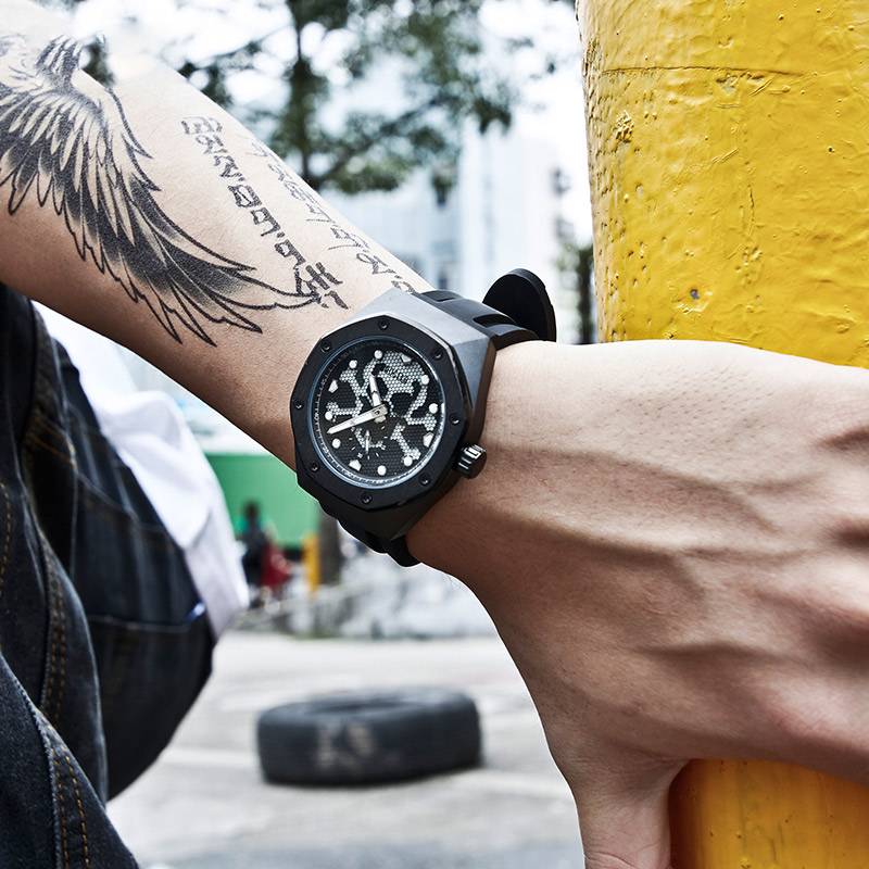 Skull Hole Sport Clock Casual Style Men Watch