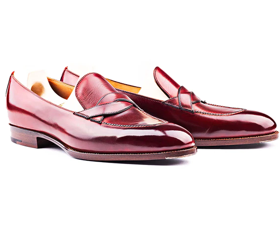 Solid Shine Spine Deco Shoes