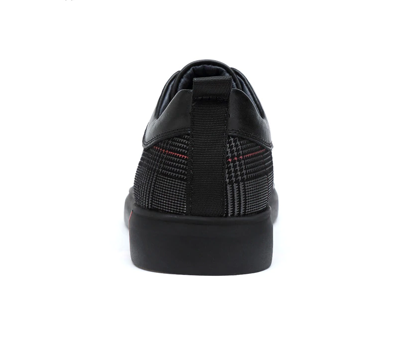 Sneaker décontracté à carreaux en cuir noir avec semelle en caoutchouc pour hommes