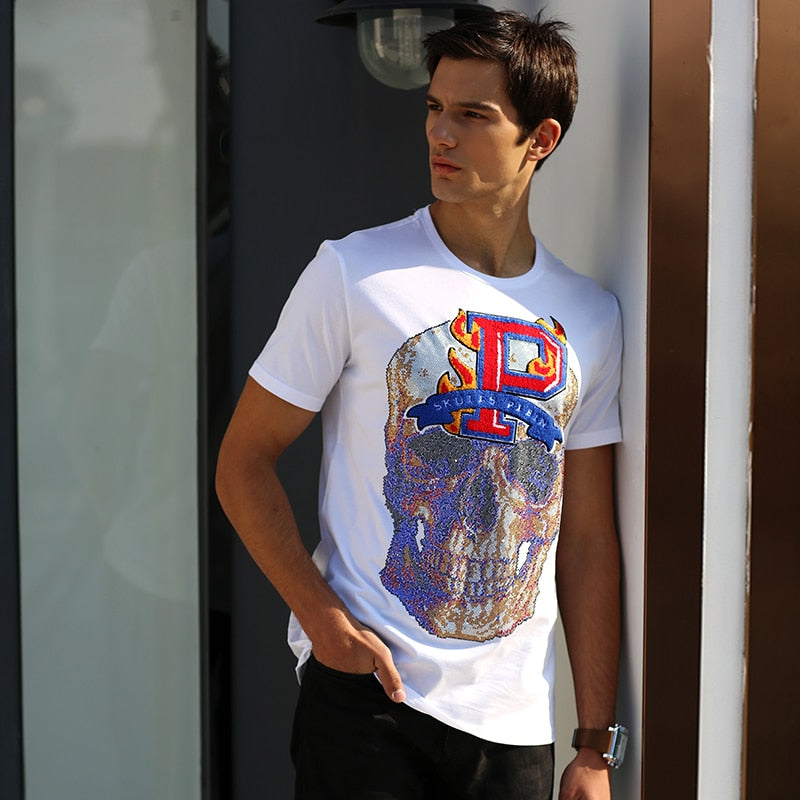 Rhinestones Skull Sillhouette Decorated T-Shirt