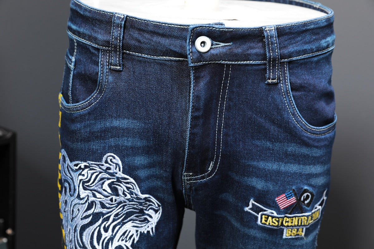 Tiger Head Embroidery Print with Letters pattern on Sides Casual Style Men Jeans