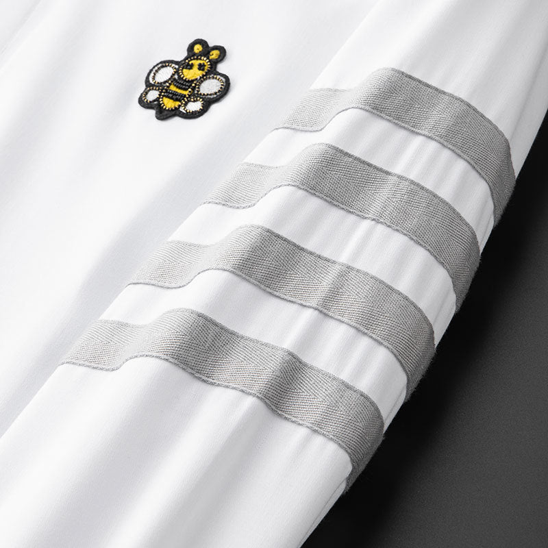 Camisa de franela con bordado de abejas