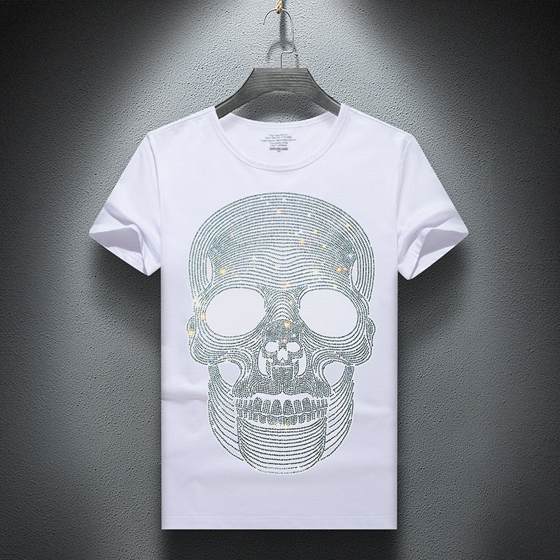 T-shirt orné de strass et de têtes de mort à rayures