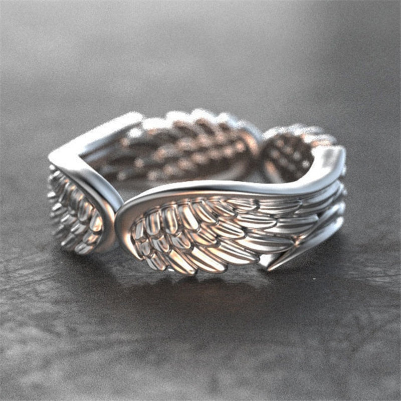 Anillo vintage creativo con alas de ángel