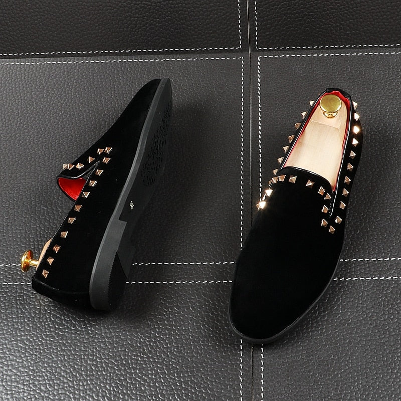 Casual Breathable Pointed Toe Slip on with Square Rivets Men Loafers