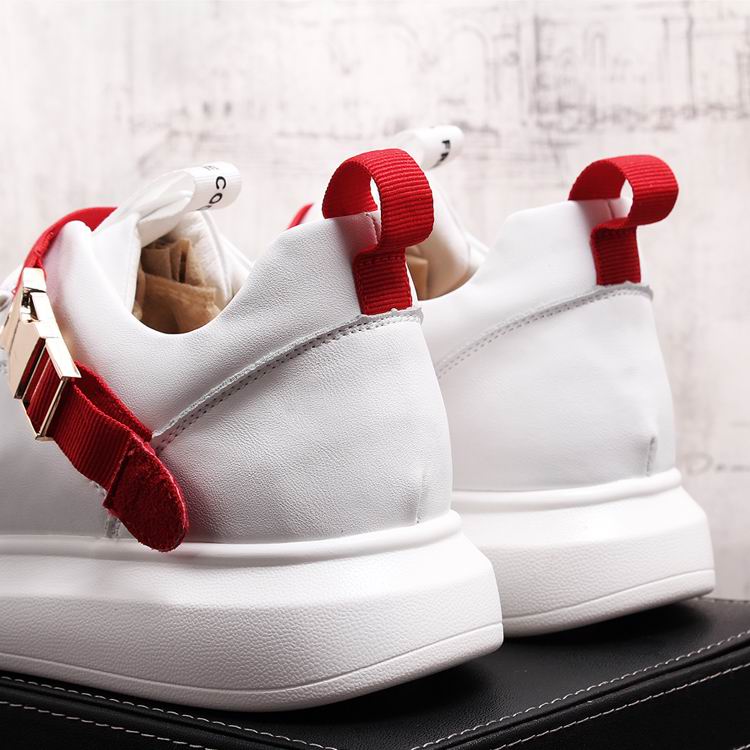 Fancy Casual Lace Up with Red Strap Buckle Men Sneaker