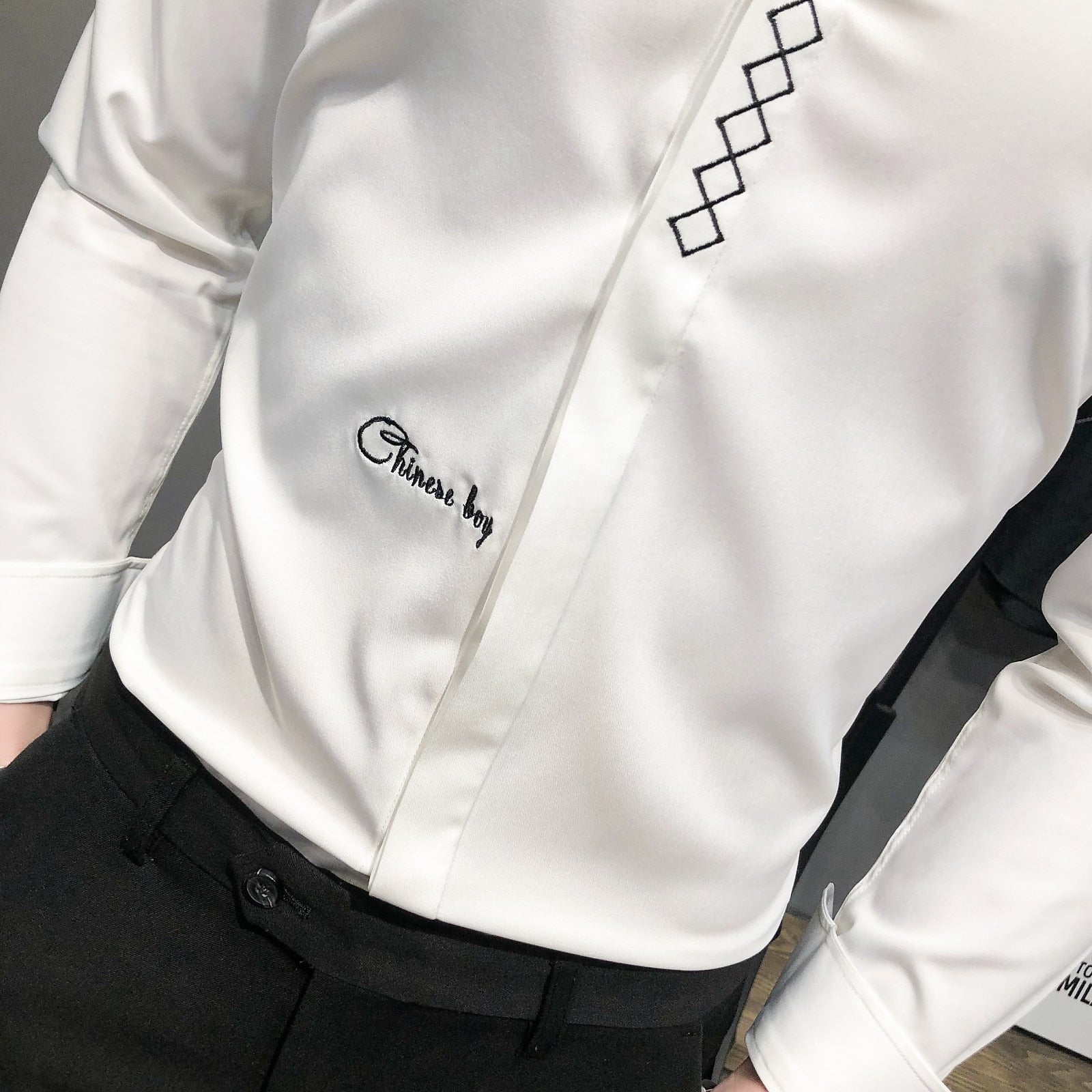 Diamond Line Decorated Solid Color Long Sleeve Shirt