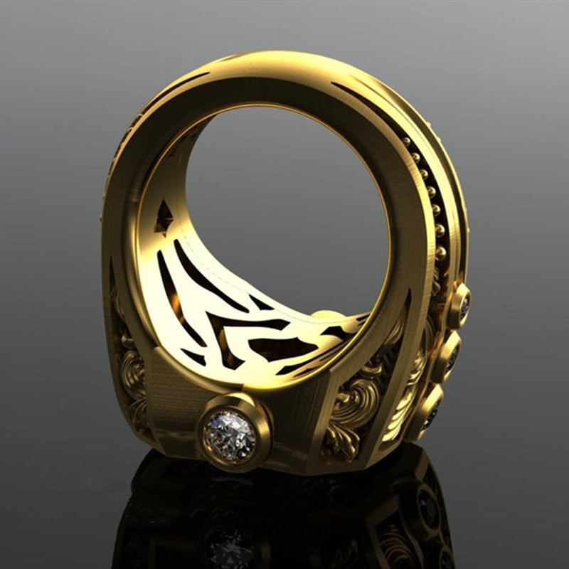 Vintage Flower Pattern Carved Crystal Ring