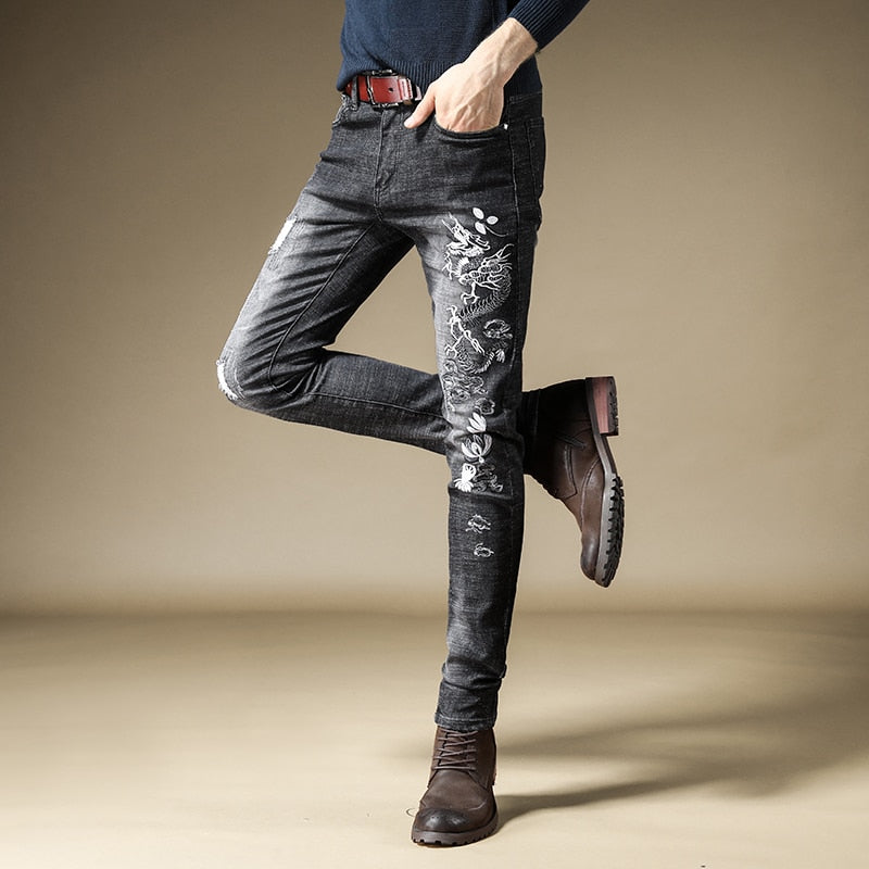 Dragon Monochrome bordado Hombre Tapered Leg Jeans