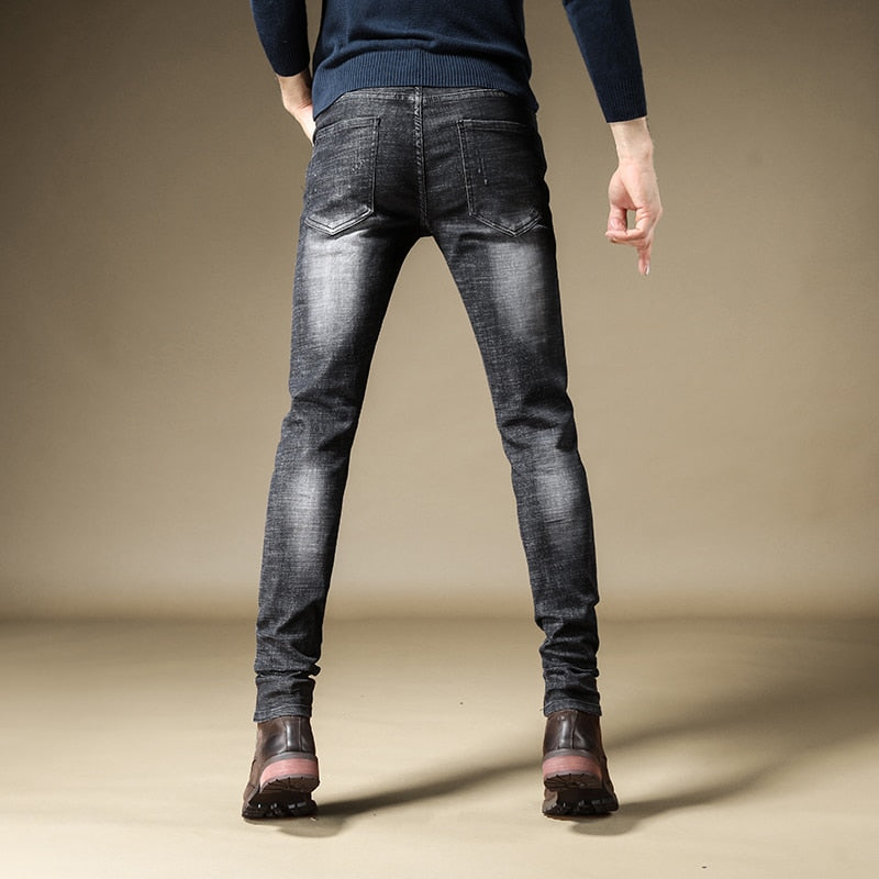 Dragon Monochrome bordado Hombre Tapered Leg Jeans