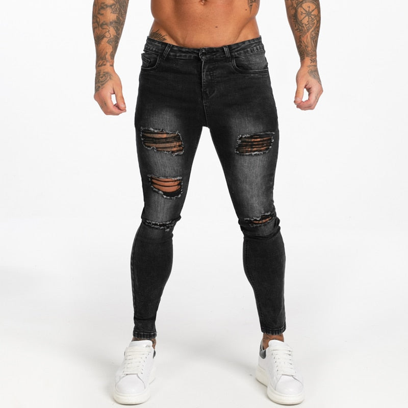 Jeans rasgados de Fear of Sin