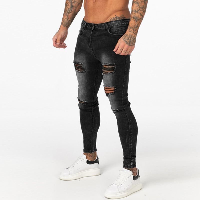 Jeans rasgados de Fear of Sin
