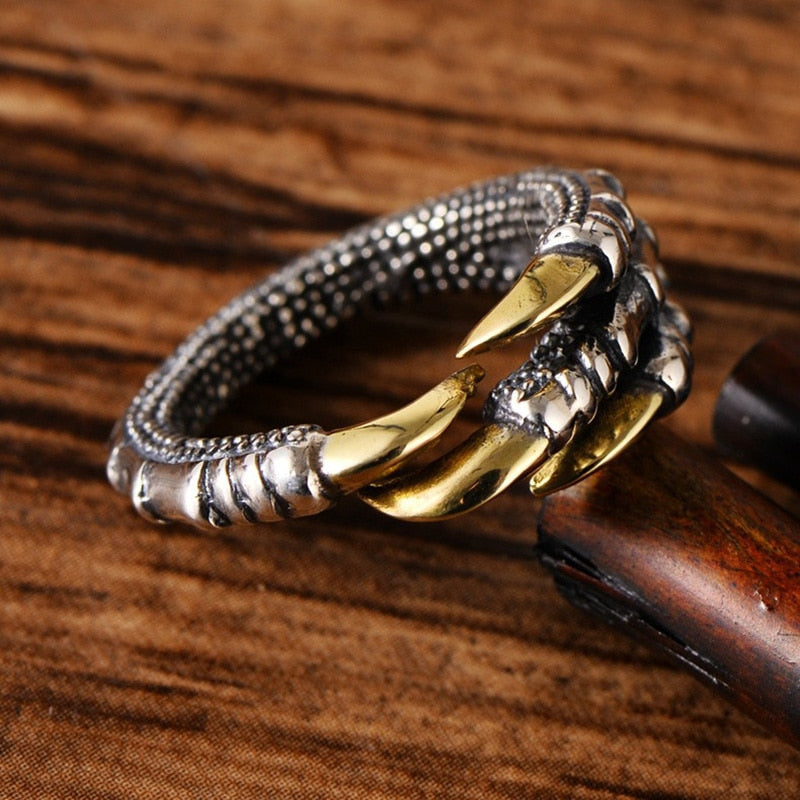 Intricate Dragon Claws Design Metal Ring