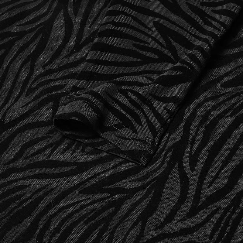 Mono Color Zebra Pattern Turtleneck T-Shirt