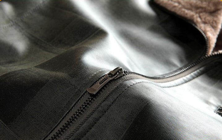 Chaqueta de piel sintética a cuadros irregulares