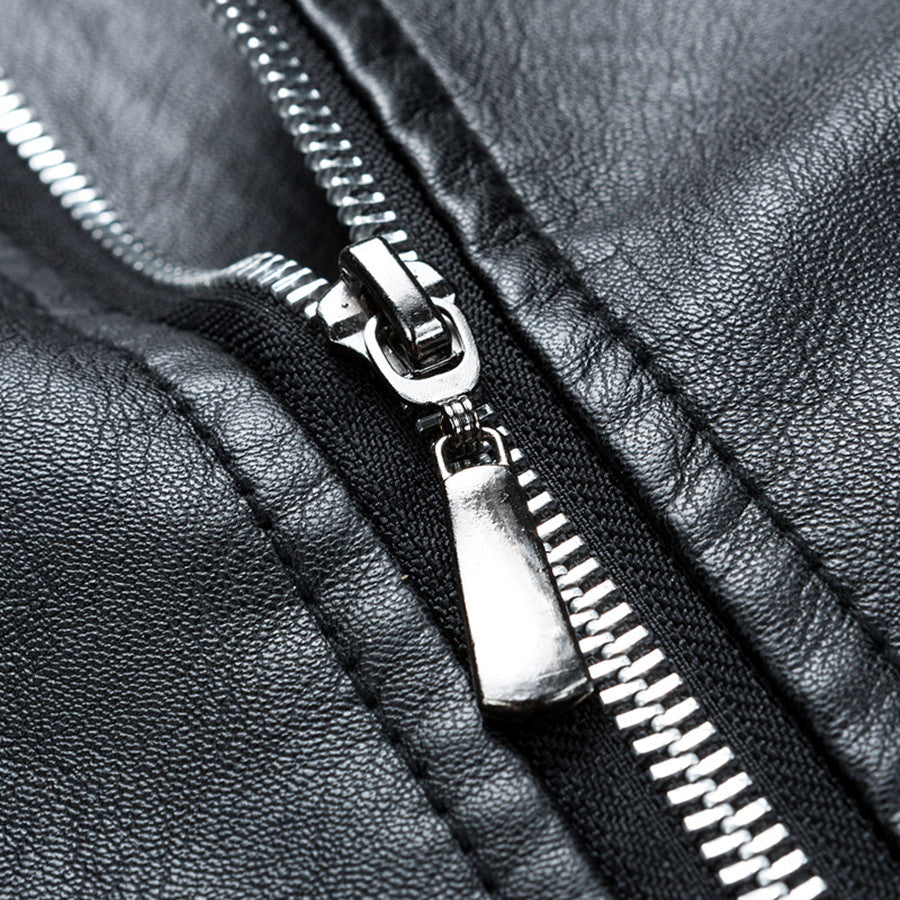 Chaqueta ajustada de cuero PU estilo motocicleta para hombre