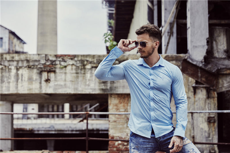 Chemise à manches longues coupe ajustée pour hommes de couleur unie de style italien